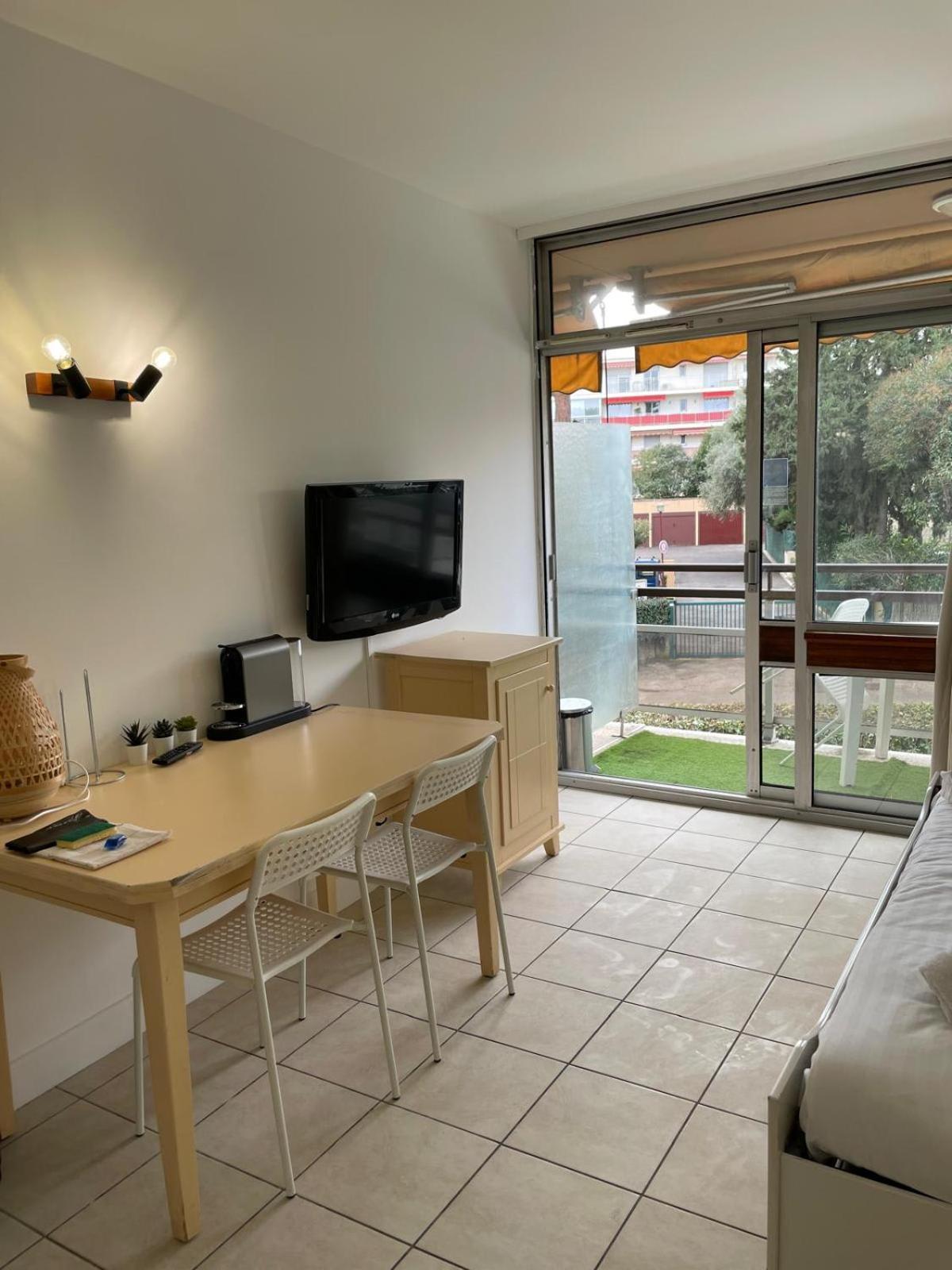 06U - Beautiful Studio In Residence - Swimming Pool And Tennis Court Saint-Laurent-du-Var Luaran gambar
